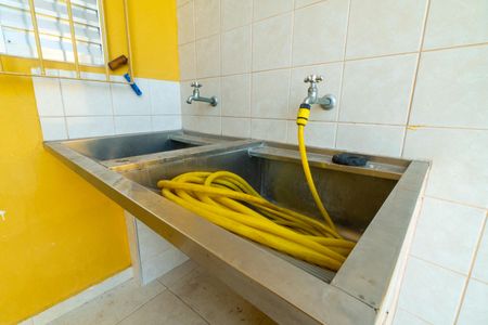 Casa para alugar com 70m², 2 quartos e 2 vagas Casa para alugar com 70m², 2 quartos e 2 vagasLavanderia Detalhe