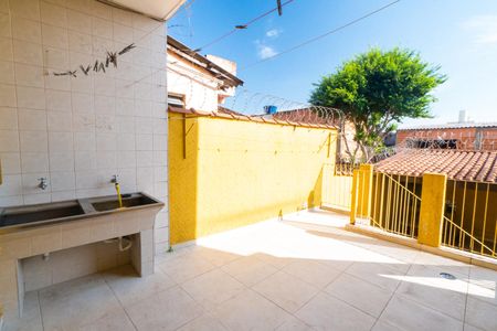 Casa para alugar com 70m², 2 quartos e 2 vagas Casa para alugar com 70m², 2 quartos e 2 vagasLavanderia