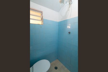 Casa para alugar com 70m², 2 quartos e 2 vagas Casa para alugar com 70m², 2 quartos e 2 vagasBanheiro de serviço