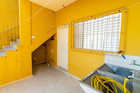 Casa para alugar com 70m², 2 quartos e 2 vagas Casa para alugar com 70m², 2 quartos e 2 vagasLavanderia