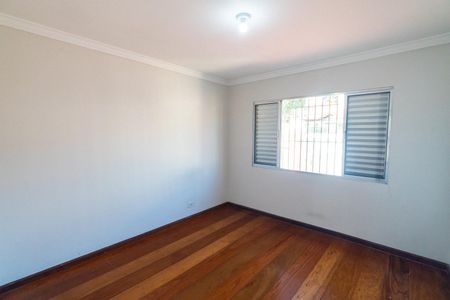 Casa para alugar com 70m², 2 quartos e 2 vagas Casa para alugar com 70m², 2 quartos e 2 vagasQuarto 2