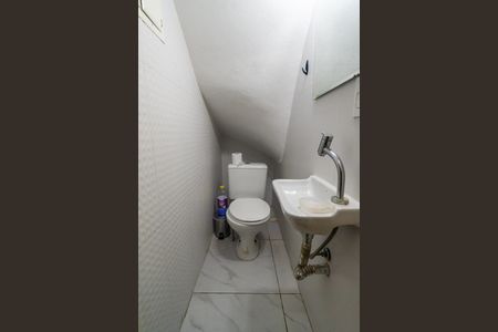 Casa para alugar com 70m², 2 quartos e 2 vagas Casa para alugar com 70m², 2 quartos e 2 vagasLavabo