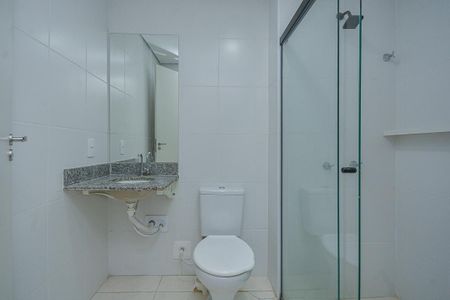 Casa para alugar com 45m², 2 quartos e 1 vaga Casa para alugar com 45m², 2 quartos e 1 vagaBanheiro