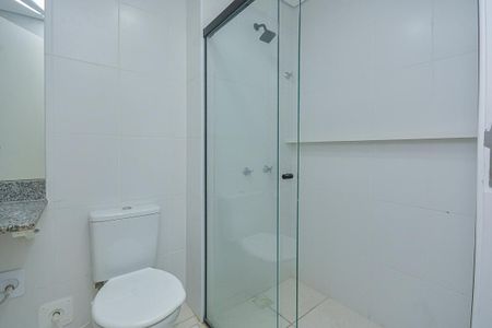 Banheiro de casa para alugar com 2 quartos, 45m² em Jurubatuba, São Paulo