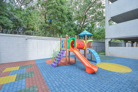 Casa para alugar com 45m², 2 quartos e 1 vaga Casa para alugar com 45m², 2 quartos e 1 vagaÁrea comum - Playground