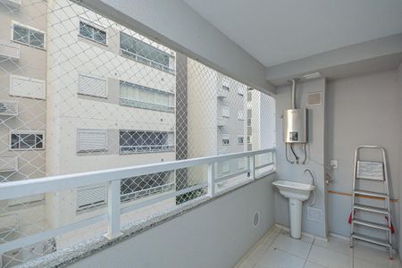 Sacada de casa para alugar com 2 quartos, 45m² em Jurubatuba, São Paulo