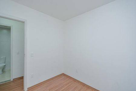 Quarto 1 de casa para alugar com 2 quartos, 45m² em Jurubatuba, São Paulo