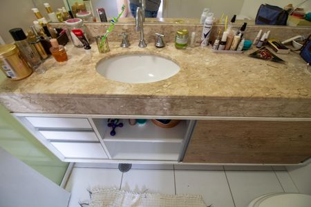 Apartamento à venda com 105m², 3 quartos e 2 vagasBanheiro da Suíte