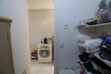 Apartamento à venda com 105m², 3 quartos e 2 vagas Quarto de Serviço