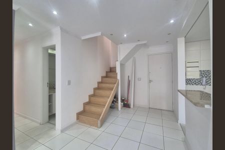 Apartamento à venda com 155m², 3 quartos e 2 vagas Apartamento à venda com 155m², 3 quartos e 2 vagassala