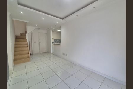 Apartamento à venda com 155m², 3 quartos e 2 vagas Apartamento à venda com 155m², 3 quartos e 2 vagassala