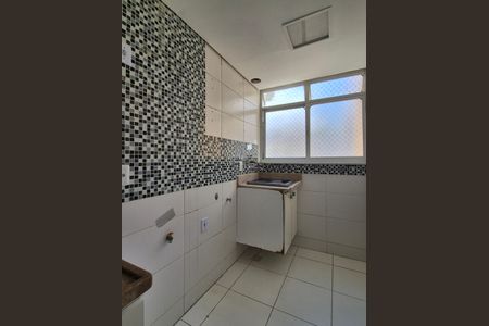 Apartamento à venda com 155m², 3 quartos e 2 vagas Apartamento à venda com 155m², 3 quartos e 2 vagasÁrea de Serviço