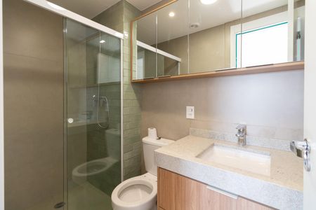 Apartamento à venda com 73m², 2 quartos e 1 vagaBanheiro da Suíte