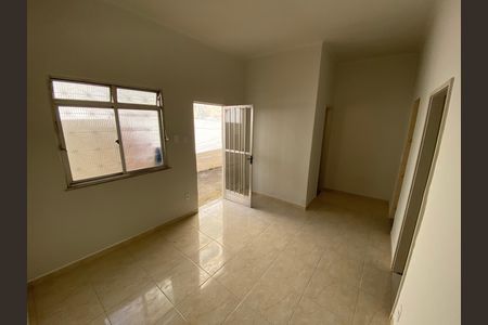 Casa à venda com 50m², 1 quarto e sem vagaSala