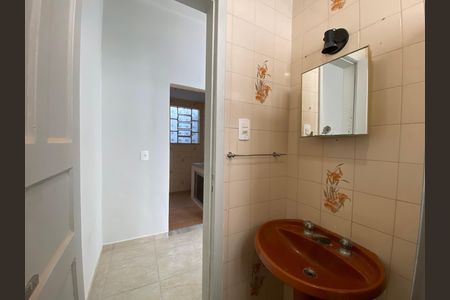Casa à venda com 50m², 1 quarto e sem vagaBanheiro