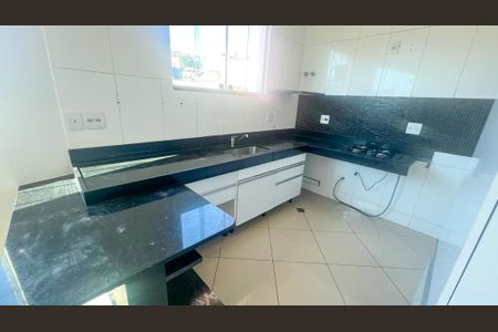 Casa à venda com 198m², 3 quartos e 3 vagasCozinha