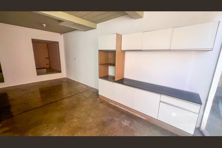 Casa à venda com 198m², 3 quartos e 3 vagasÁrea de Serviço