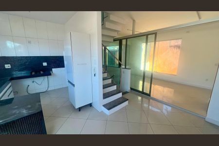 Casa à venda com 198m², 3 quartos e 3 vagasCozinha