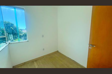 Casa à venda com 198m², 3 quartos e 3 vagasQuarto 2