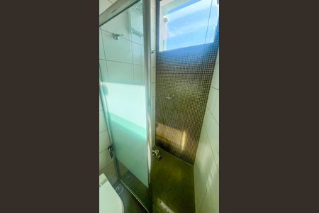 Casa à venda com 198m², 3 quartos e 3 vagasBanheiro