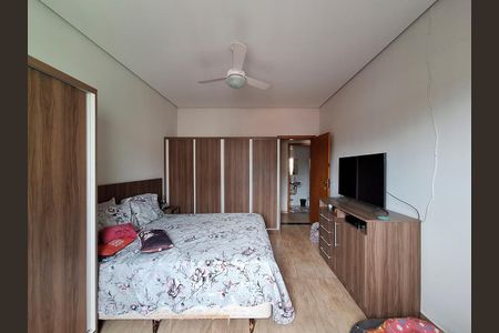 Casa à venda com 200m², 3 quartos e 1 vagaQuarto 2