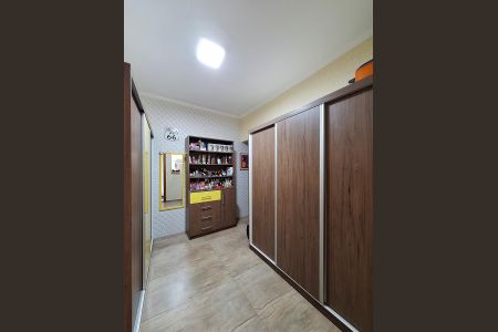 Casa à venda com 200m², 3 quartos e 1 vagaEdícula