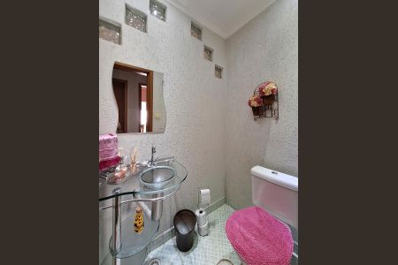 Casa à venda com 200m², 3 quartos e 1 vagaLavabo