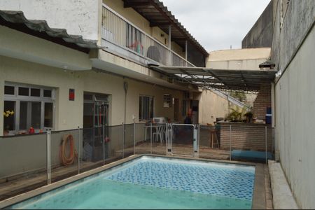 Casa à venda com 350m², 4 quartos e 3 vagasPiscina