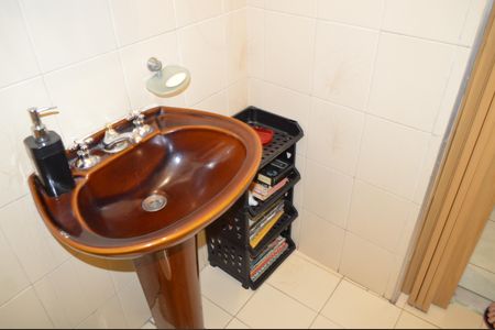 Casa à venda com 350m², 4 quartos e 3 vagasBanheiro da Suíte 1