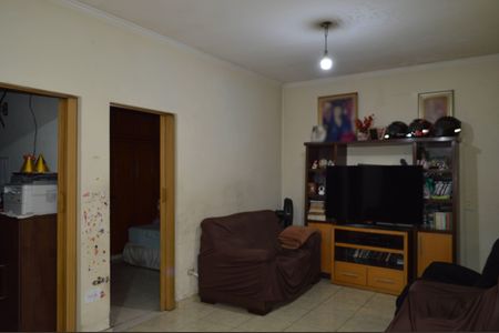 Casa à venda com 350m², 4 quartos e 3 vagas Casa à venda com 350m², 4 quartos e 3 vagasSala