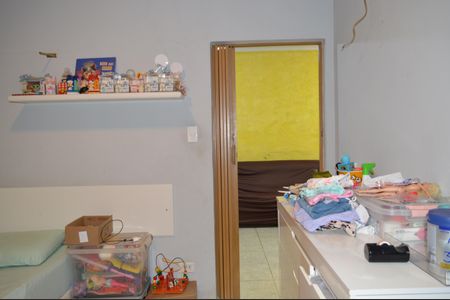 Casa à venda com 350m², 4 quartos e 3 vagasSuíte 2