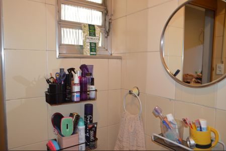 Casa à venda com 350m², 4 quartos e 3 vagasBanheiro da Suíte 2