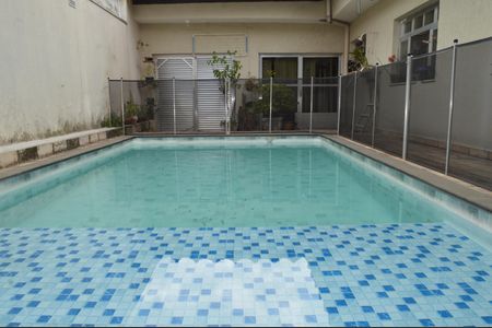 Casa à venda com 350m², 4 quartos e 3 vagasPiscina