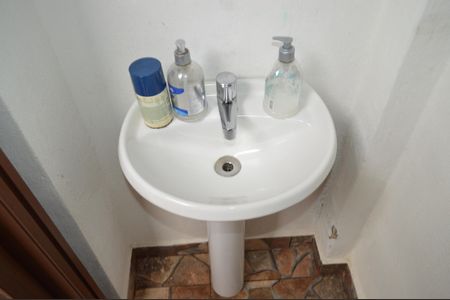 Casa à venda com 350m², 4 quartos e 3 vagasBanheiro de Serviço