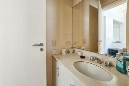 Apartamento para alugar com 350m², 4 quartos e 2 vagasBanheiro da Suíte 2