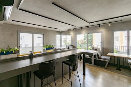 Apartamento para alugar com 35m², 1 quarto e sem vaga Apartamento para alugar com 35m², 1 quarto e sem vagaCoworking