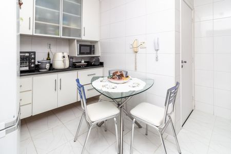 Apartamento à venda com 112m², 3 quartos e 2 vagasCozinha