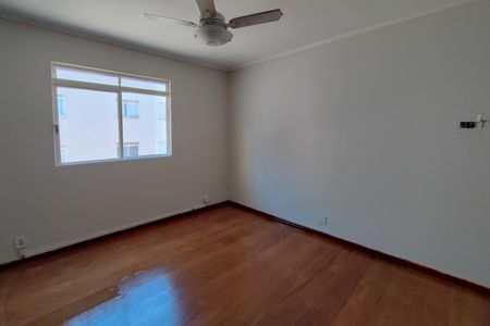 Apartamento à venda com 74m², 2 quartos e 1 vaga Apartamento à venda com 74m², 2 quartos e 1 vagaSala de Jantar