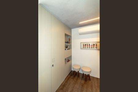 Apartamento à venda com 70m², 1 quarto e 1 vaga Apartamento à venda com 70m², 1 quarto e 1 vagaSala