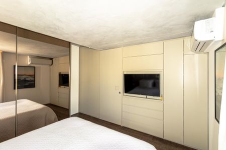 Apartamento à venda com 70m², 1 quarto e 1 vaga Apartamento à venda com 70m², 1 quarto e 1 vagaSuíte