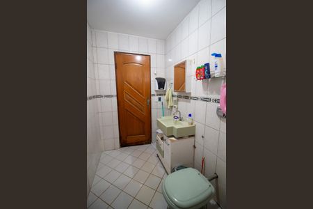 Casa para alugar com 140m², 2 quartos e 2 vagas Casa para alugar com 140m², 2 quartos e 2 vagasBanheiro