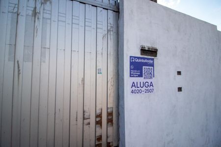 Casa para alugar com 140m², 2 quartos e 2 vagas Casa para alugar com 140m², 2 quartos e 2 vagasFachada