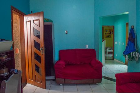 Casa para alugar com 140m², 2 quartos e 2 vagasSala