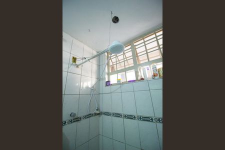 Casa para alugar com 140m², 2 quartos e 2 vagas Casa para alugar com 140m², 2 quartos e 2 vagasBanheiro