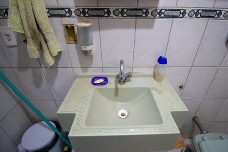 Casa para alugar com 140m², 2 quartos e 2 vagas Casa para alugar com 140m², 2 quartos e 2 vagasBanheiro