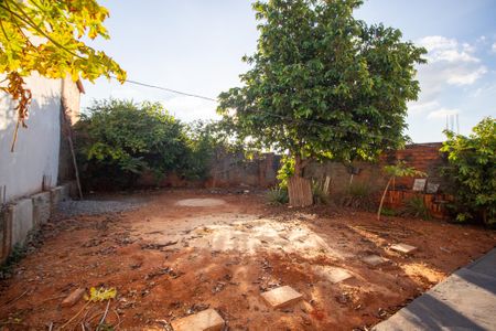 Casa para alugar com 140m², 2 quartos e 2 vagas Casa para alugar com 140m², 2 quartos e 2 vagasQuintal