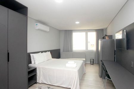 Studio à venda com 28m², 1 quarto e sem vagaStudio - Sala / Quarto / Cozinha