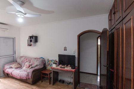 Casa à venda com 500m², 3 quartos e 5 vagasSuíte 2  