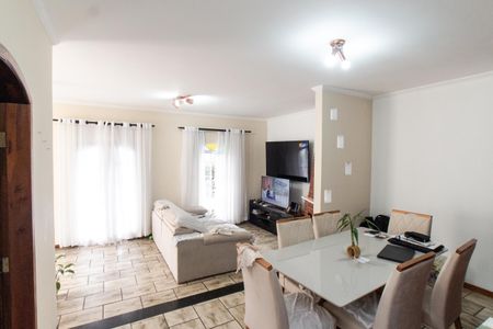 Casa à venda com 500m², 3 quartos e 5 vagasSala  