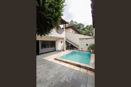 Casa à venda com 500m², 3 quartos e 5 vagasPiscina